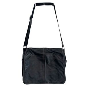 NWT Perry Ellis Portfolio Full Flap Black Leather Adjustable Messenger Bag